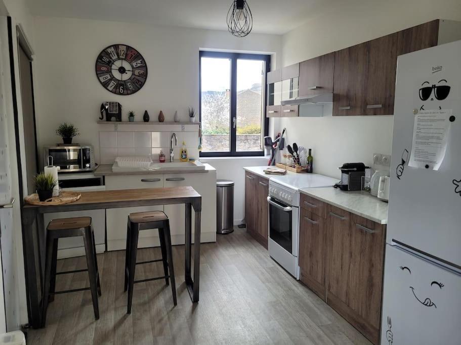 Petite Maison Au Coeur Des Vignes Holiday home Davaye